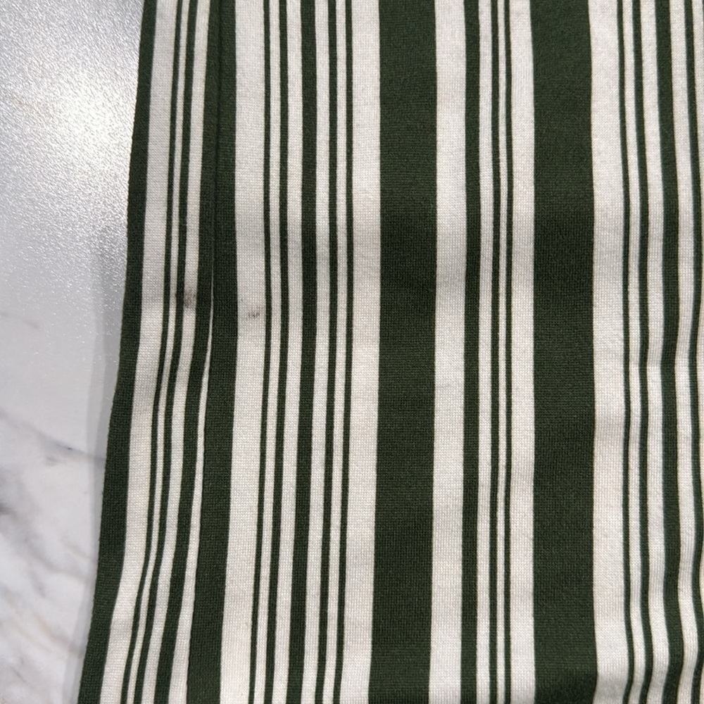 Stylish Kids Striped Romper in green  and White - Picture 13 of 13